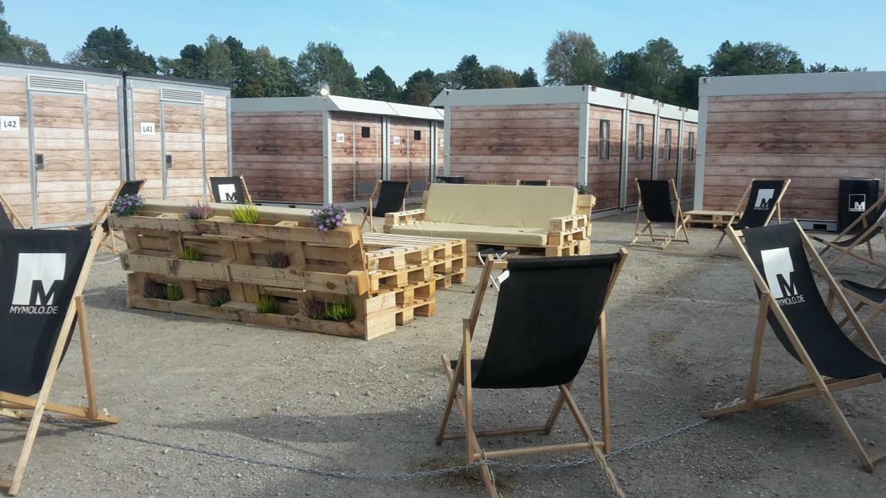 Oktoberfest Wiesn Camp Lodge Мюнхен Екстериор снимка